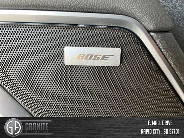New 2026 Summit White GMC Elevation image 31