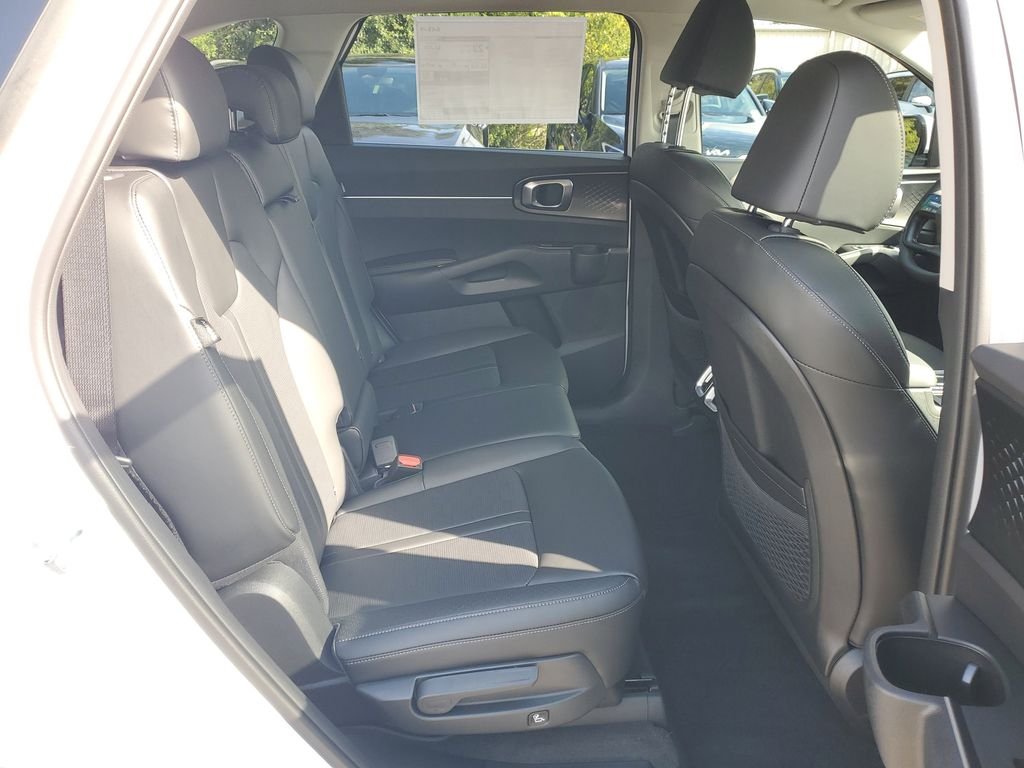 New 2026 White Kia EX image 12