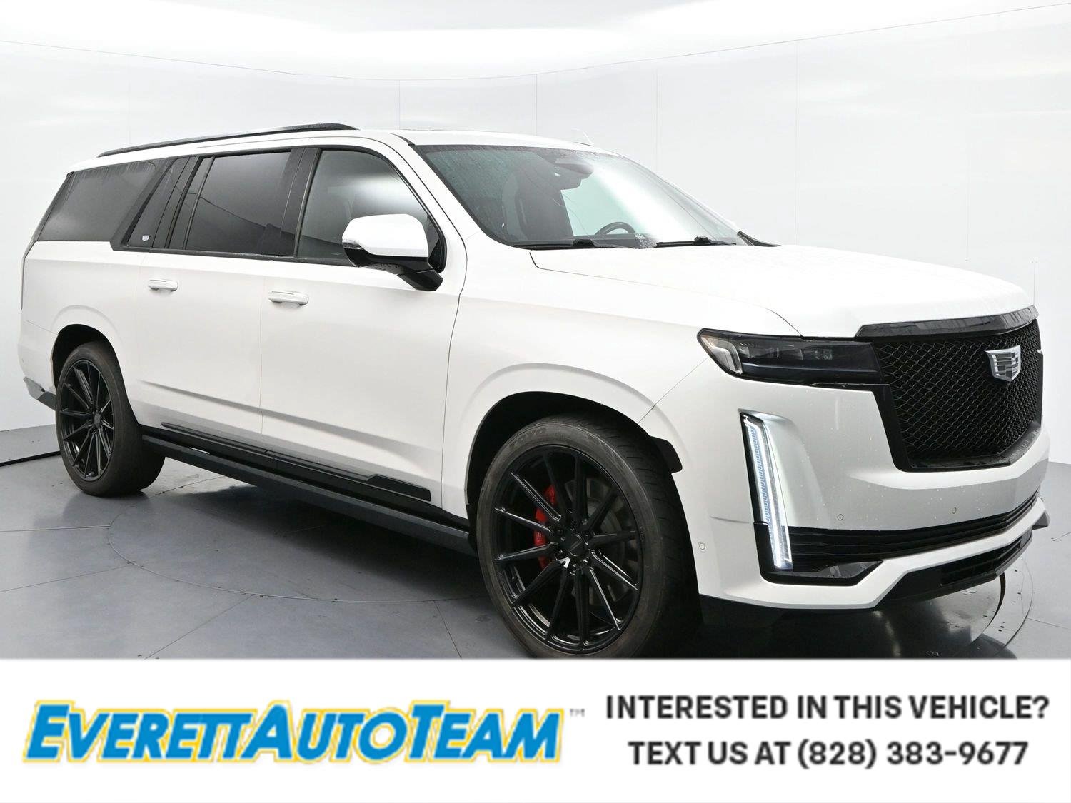 Used 2021 Crystal White Tricoat Cadillac Sport Platinum image 1