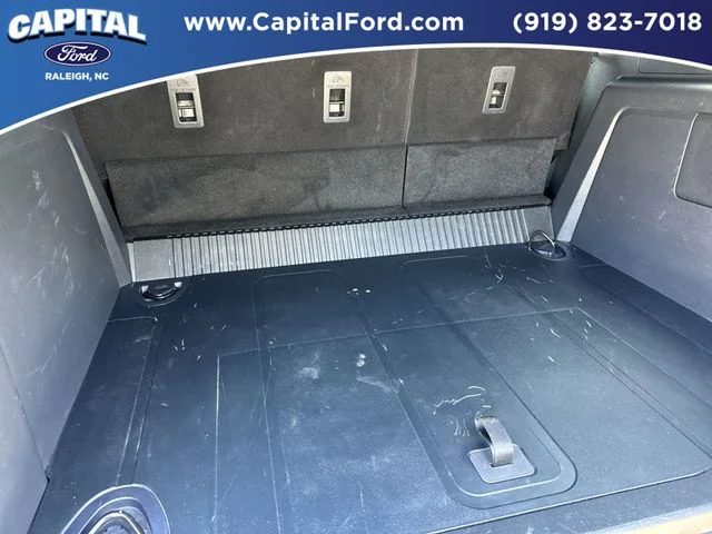 Used 2025 White Ford Badlands image 16