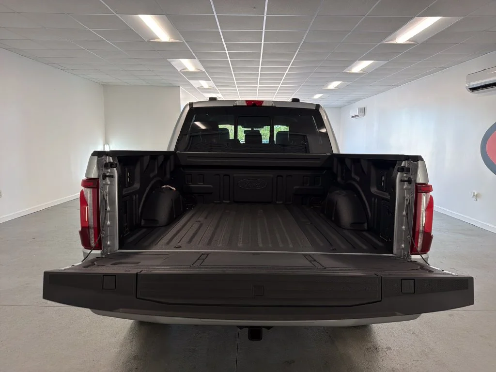 New 2026 Iconic Silver Metallic Ford Platinum® image 8
