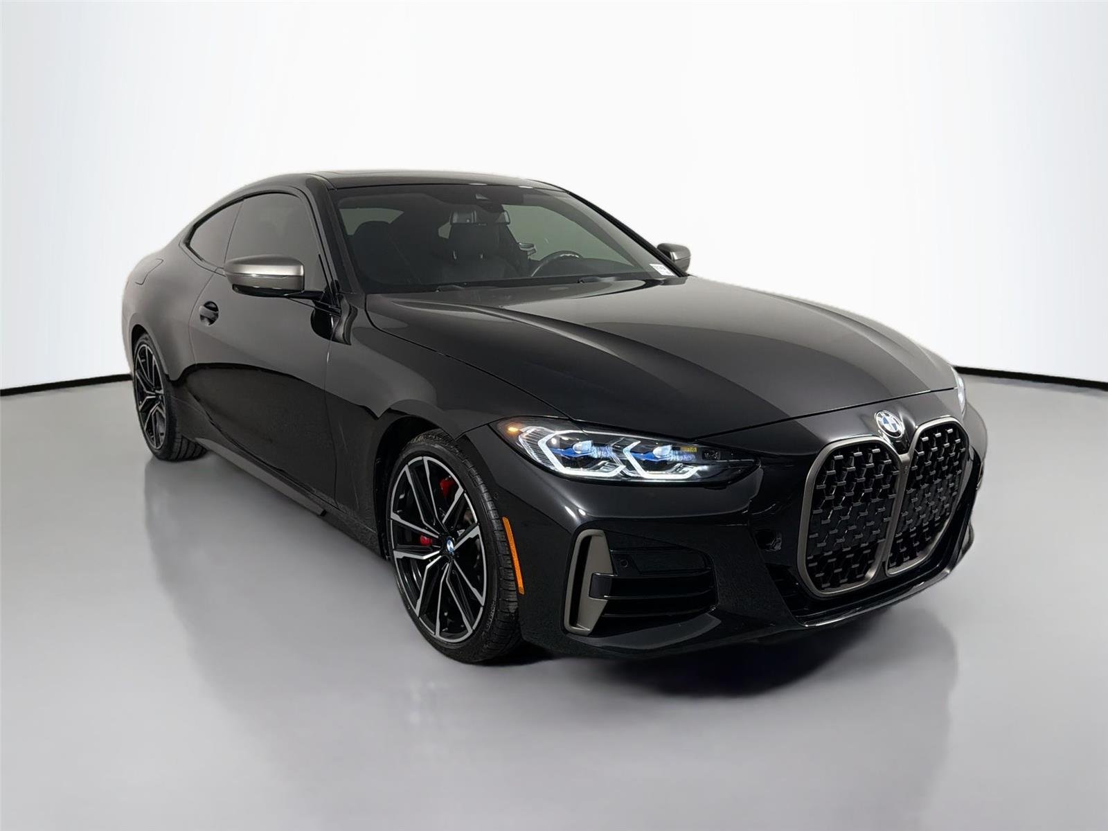 Used 2021 Black Sapphire Metallic BMW M440i xDrive image 3