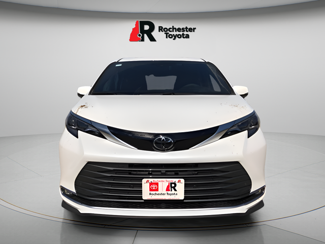 Used 2026 Beige Toyota Platinum image 9