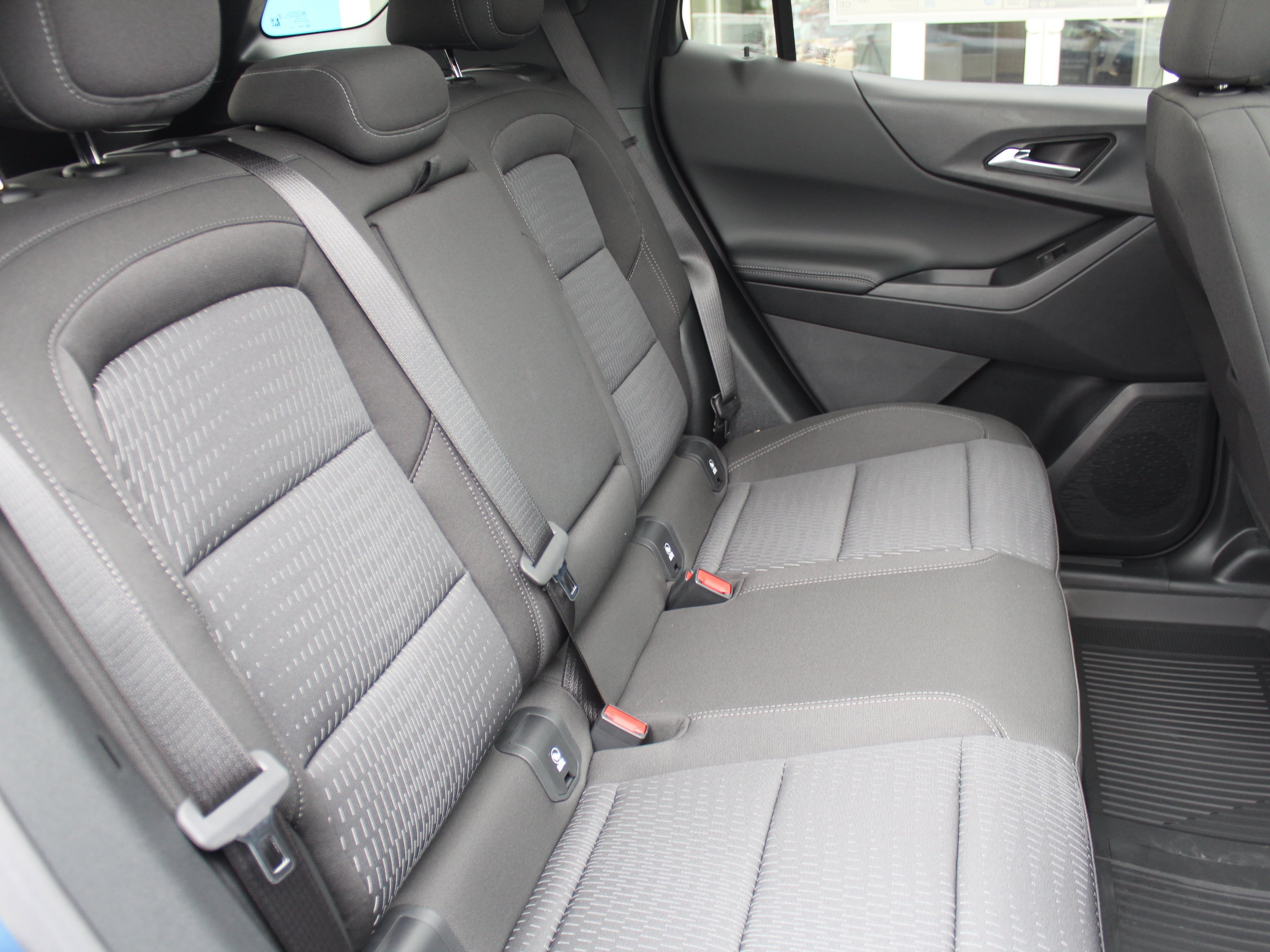 2027 Chevrolet Equinox LT - Photo 20
