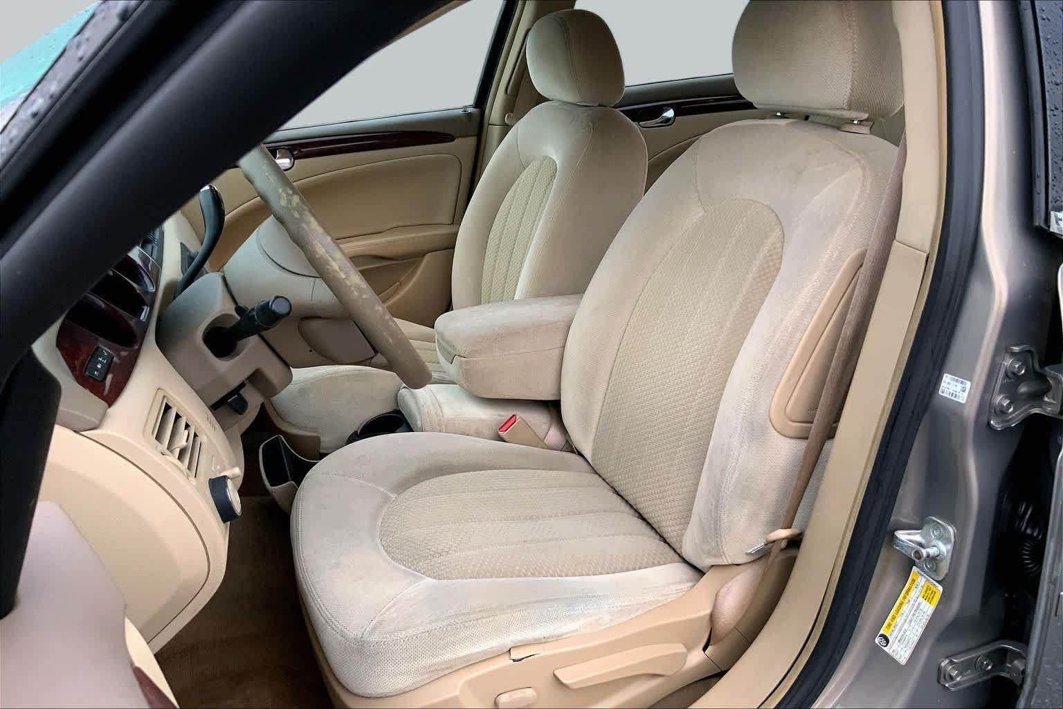 Used 2006 Sandstone Metallic Buick CX image 7