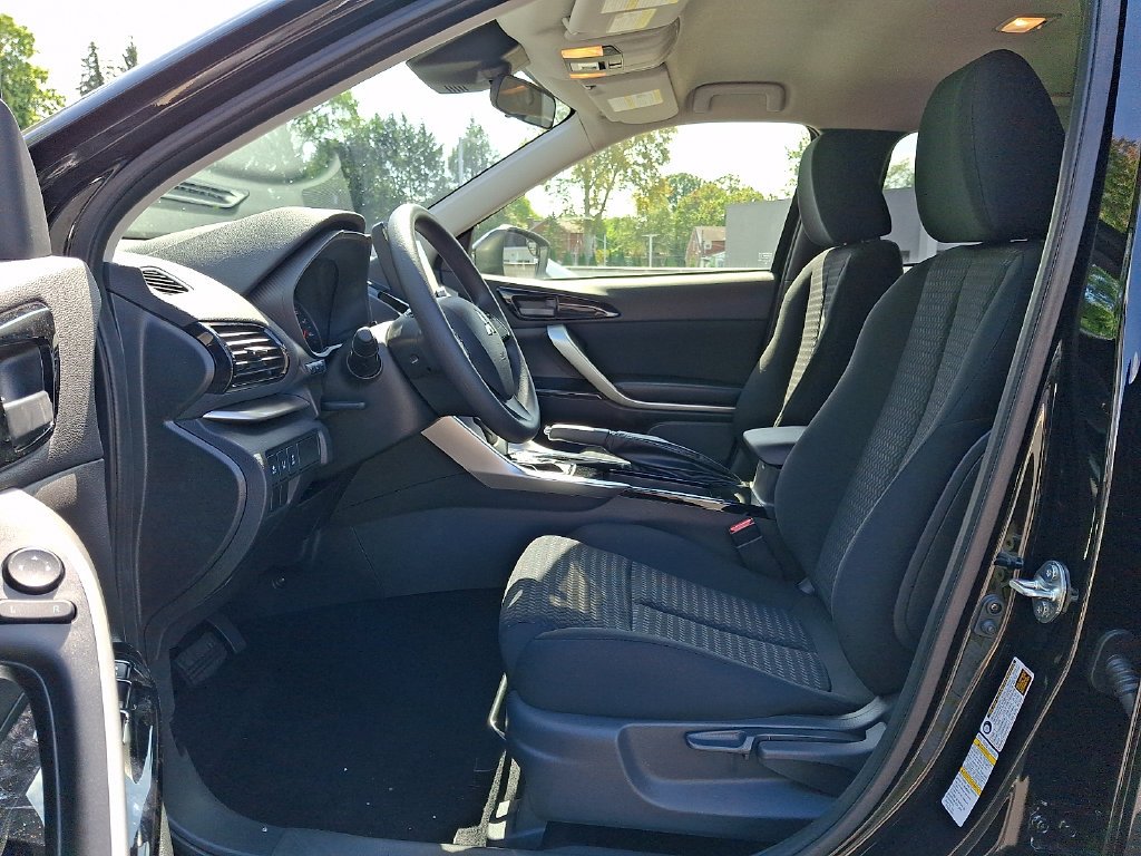 New 2026 Black Mitsubishi LE 1.5T S-AWC image 7