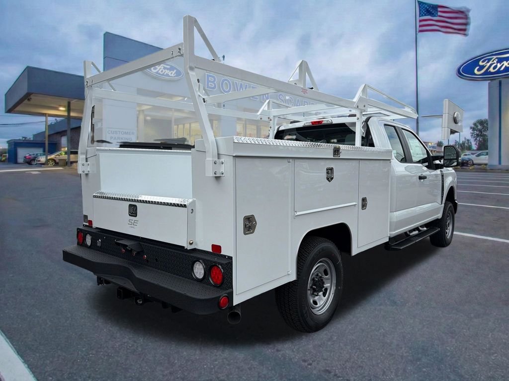 New 2026 Oxford White Ford Service Body image 5