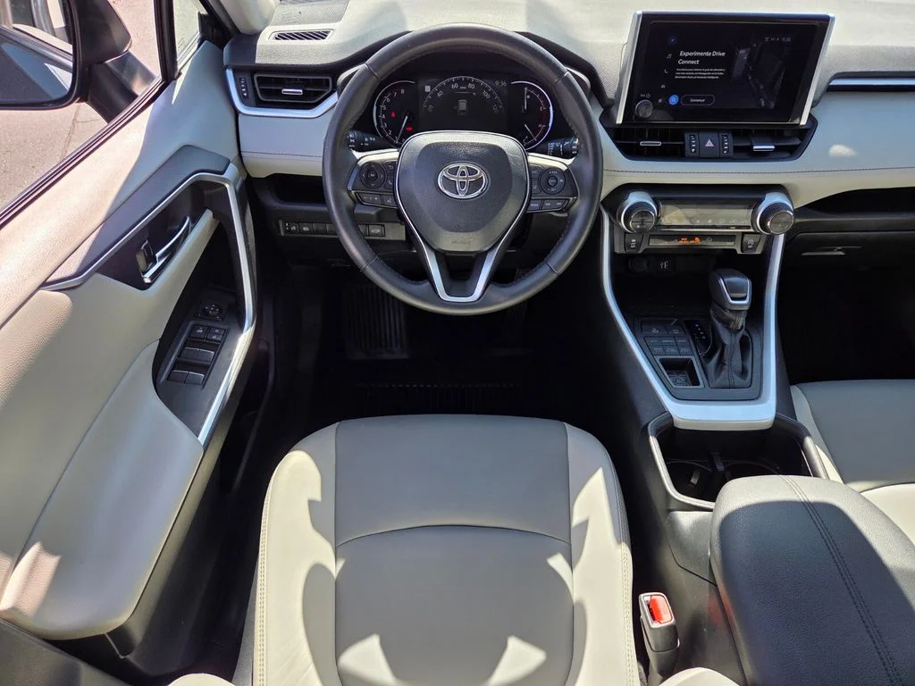 Used 2024 Black Toyota XLE Premium image 17