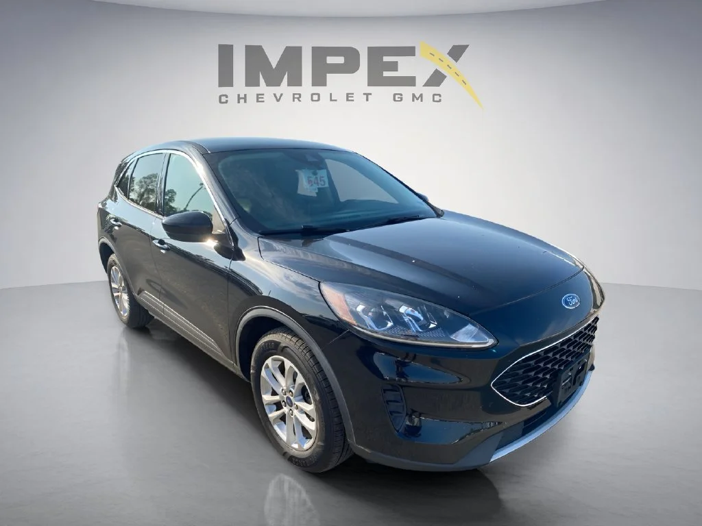 Used 2020 Black Ford SE image 7