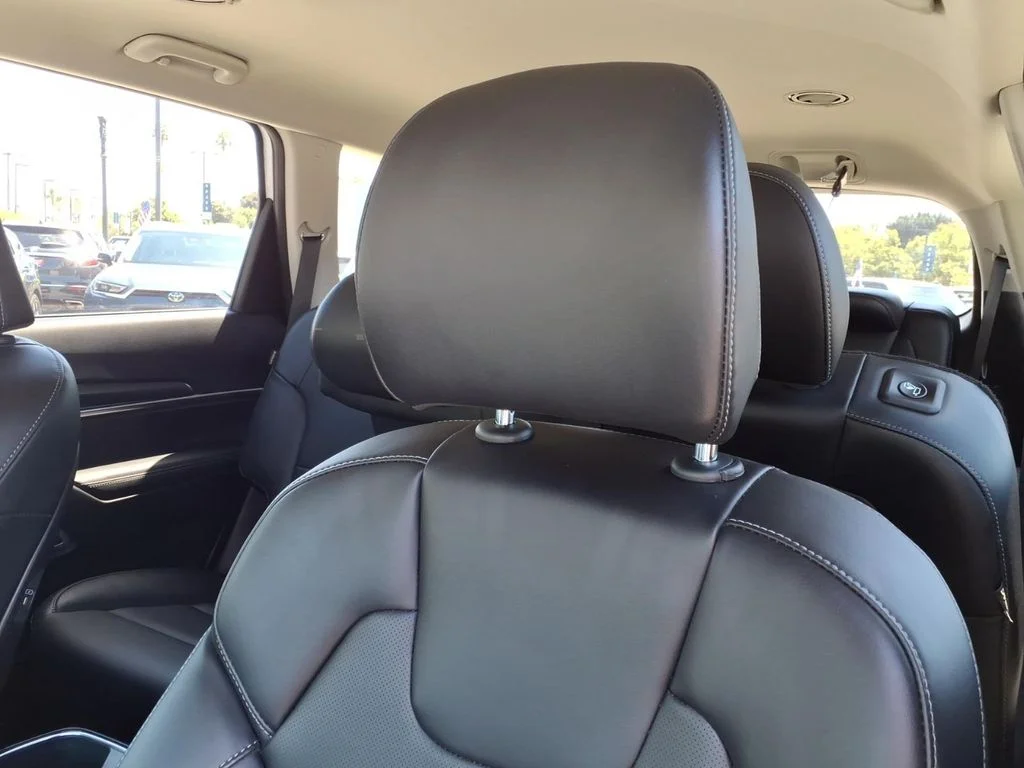 Certified Used 2024 White Kia LX image 14