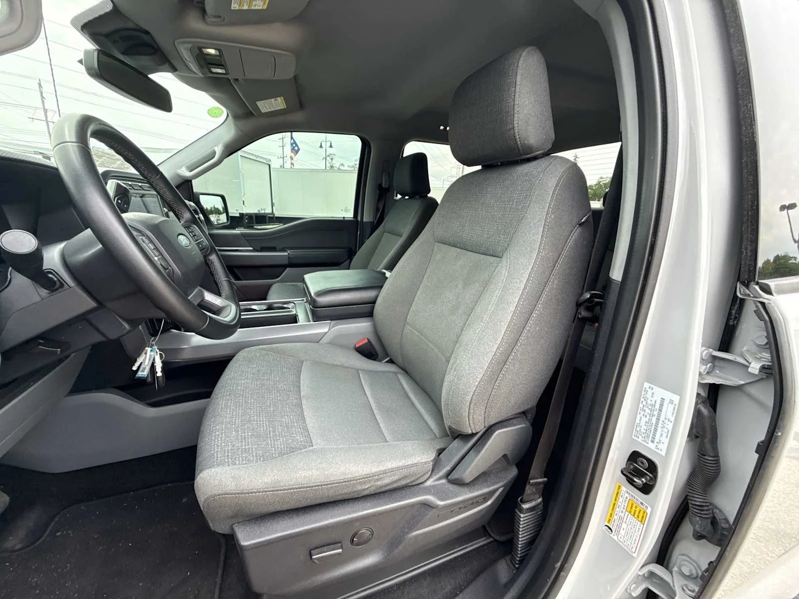 2024 Ford F-150 XLT - Photo 18