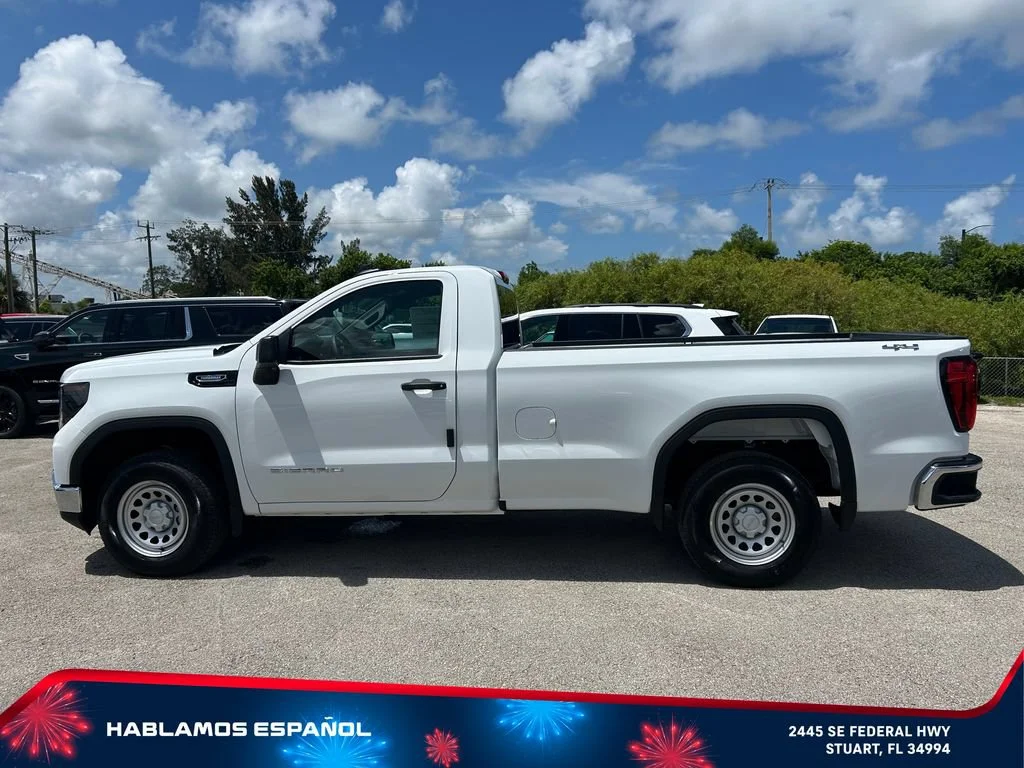 New 2026 Summit White GMC Pro image 4