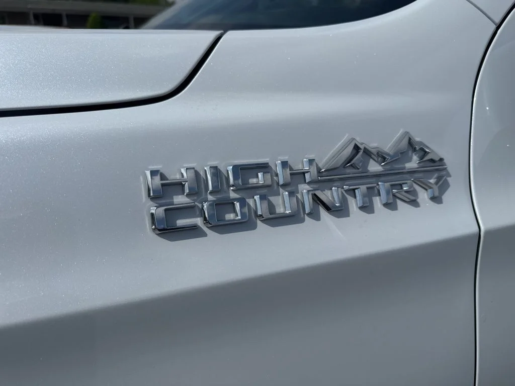 Used 2026 White Chevrolet High Country image 37