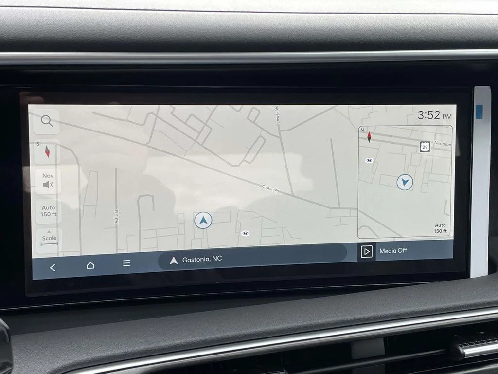 New 2026 Silver Hyundai SEL Premium image 26