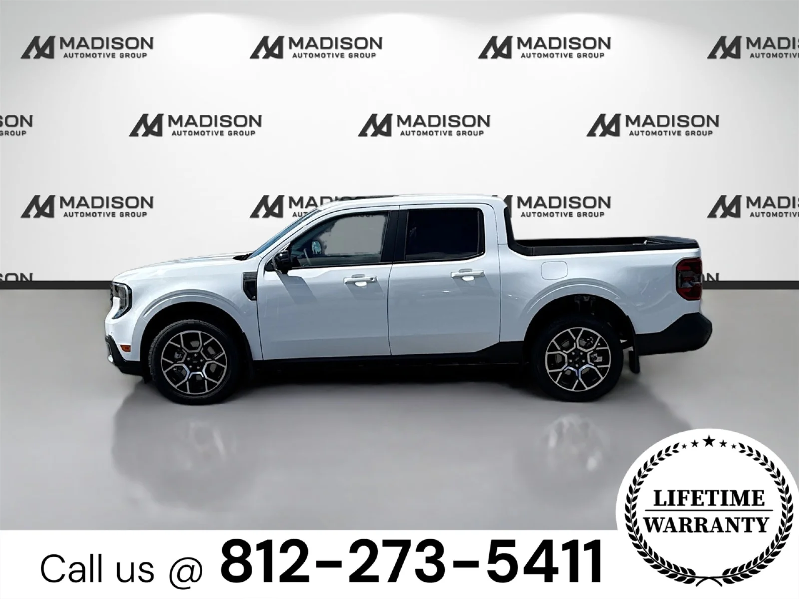 New 2026 Oxford White Ford Lariat® image 8