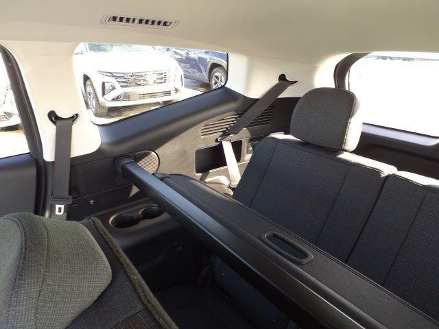 New 2026 Abyss Black Hyundai SE image 11