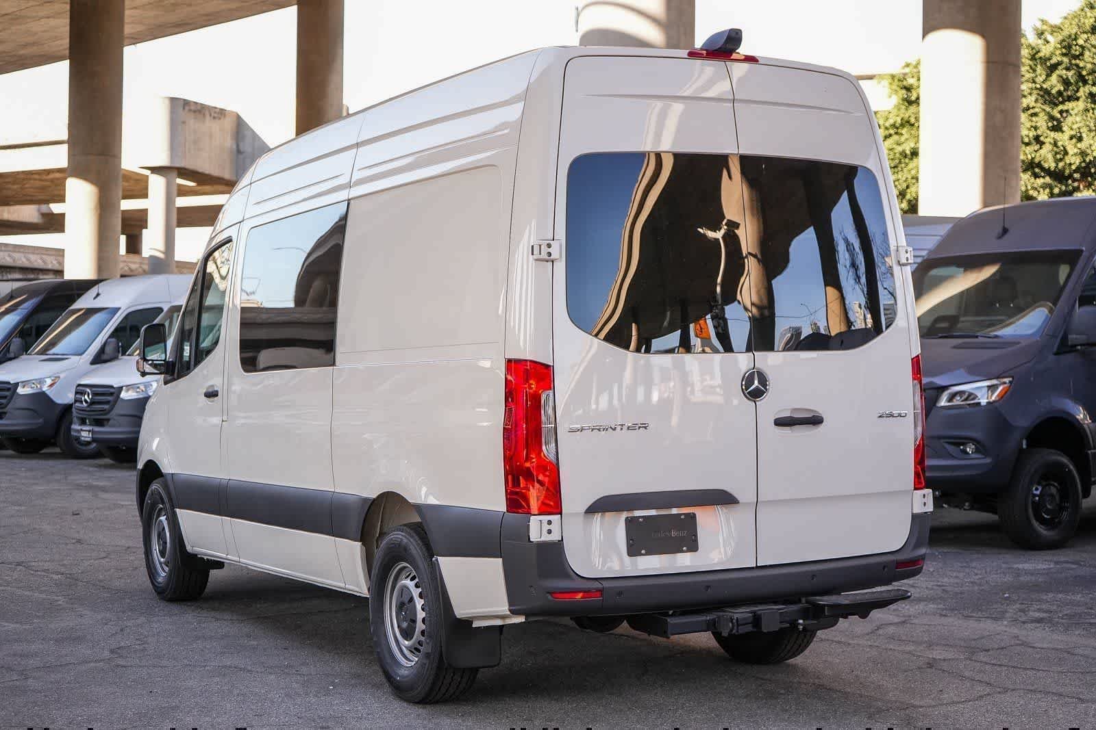 New 2026 Gray White Mercedes-Benz Crew 144WB High Roof RWD 2.0L I4 Diesel Turbo SO image 8