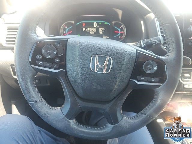 Used 2022 Crystal Black Pearl Honda Touring 7-Passenger image 8