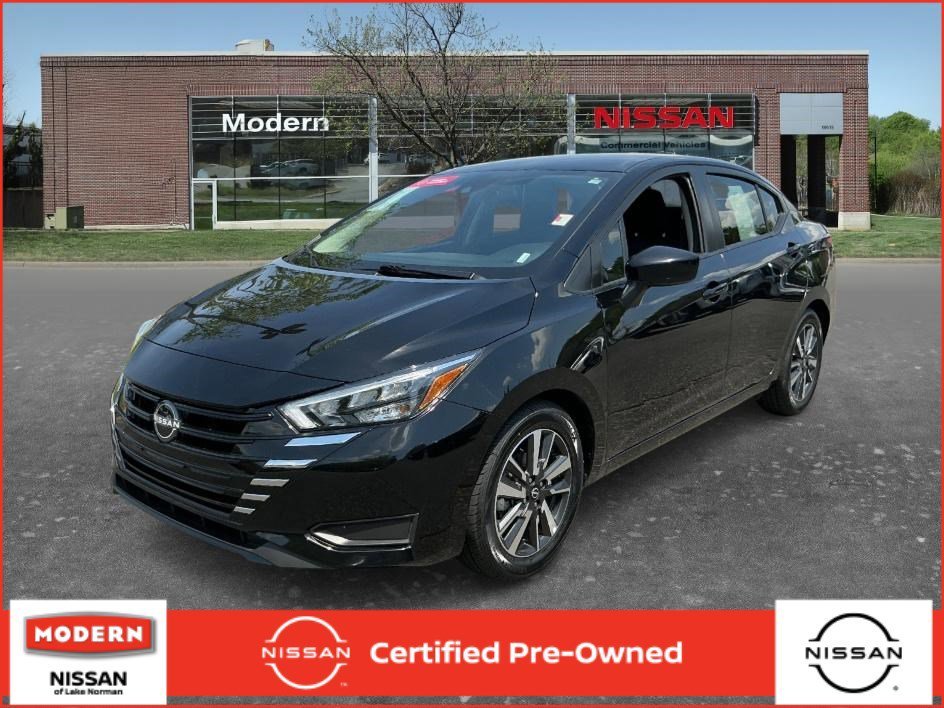 2025 Nissan Versa Sedan SV