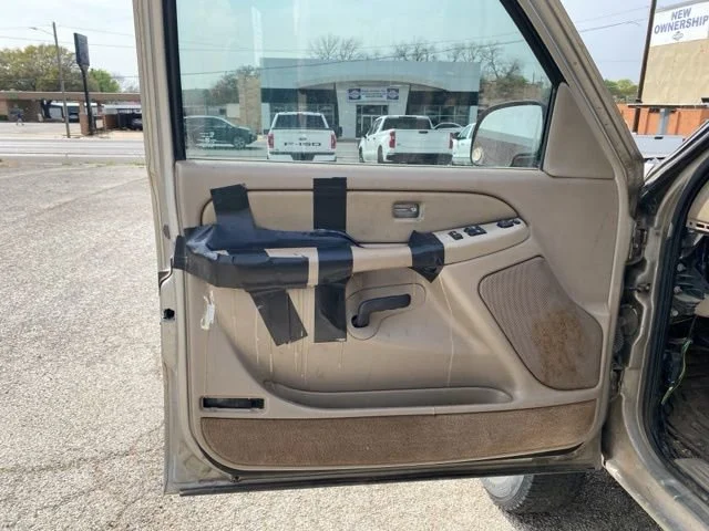 2001 Chevrolet Silverado LS - Photo 8