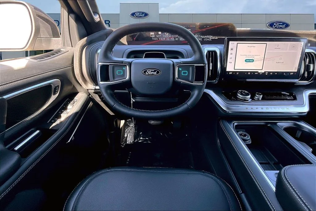 New 2026 White Ford MAX Platinum® image 16