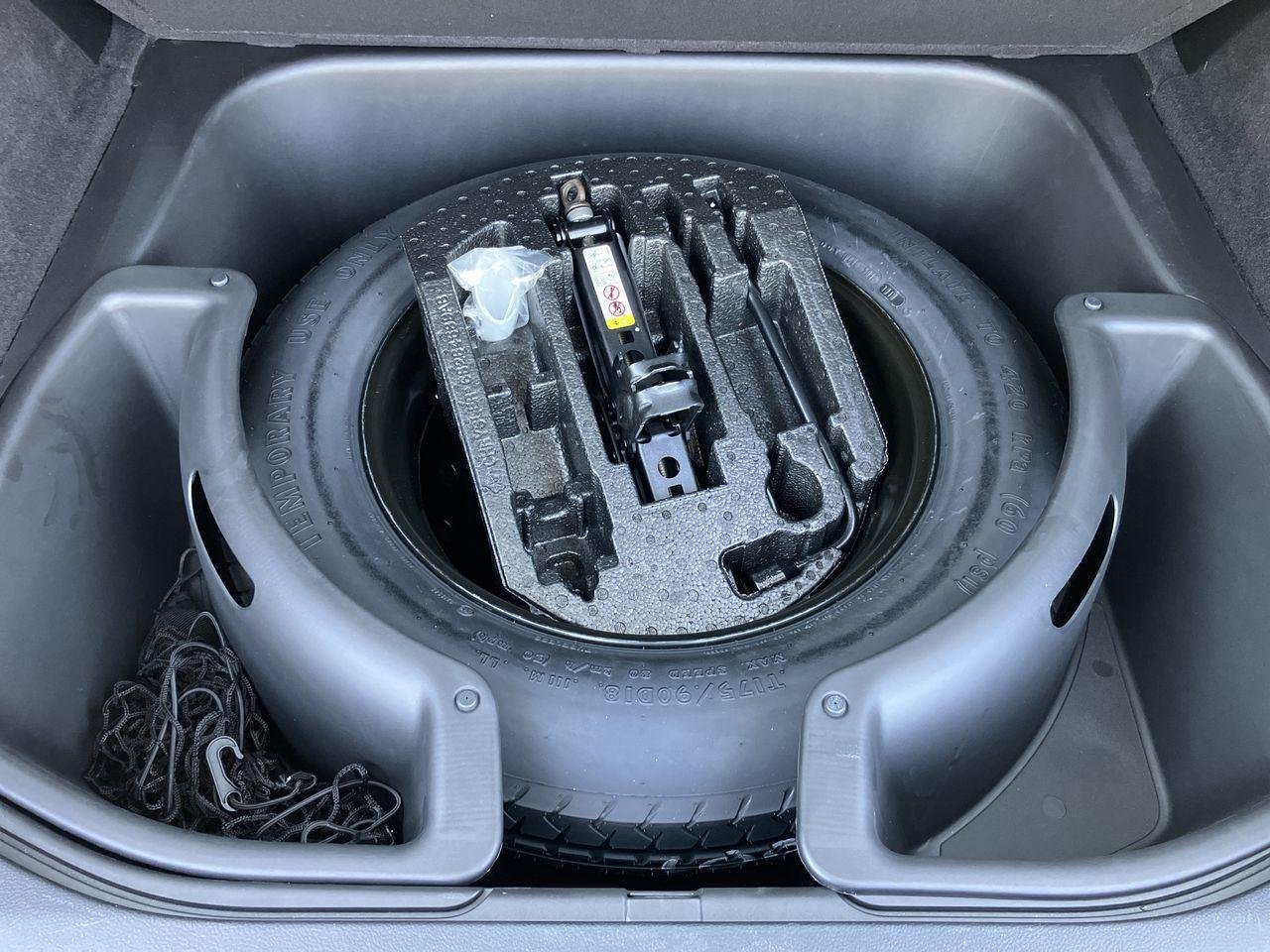 Used 2019 White (Bright White Clearcoat) Jeep Altitude image 28
