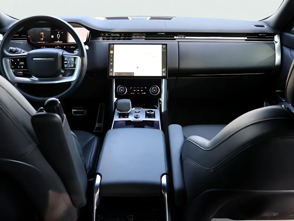 2023 Land Rover Range Rover SE - Photo 13