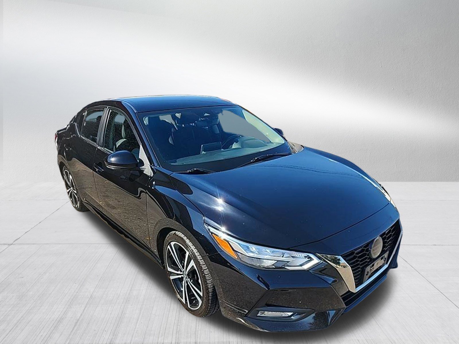 2022 Nissan Sentra SR photo 3