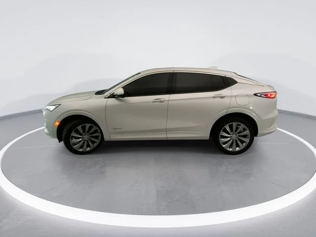 Used 2025 White Buick Avenir image 9