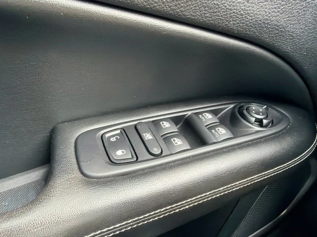 Used 2021 Blue Jeep 80th Special Edition image 27