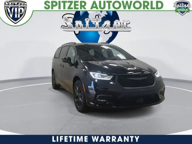 2026 Chrysler Pacifica Limited - Photo 3