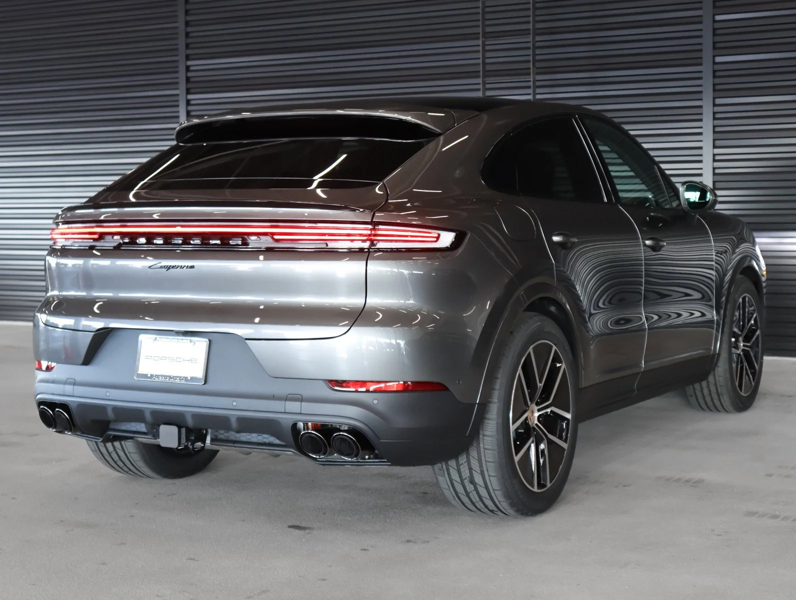 New 2026 Quartzite Grey Metallic Porsche E-Hybrid Coupe image 10