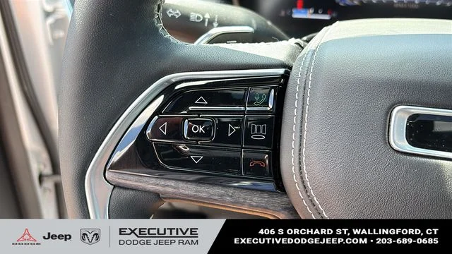 Used 2023 White Jeep Overland image 14