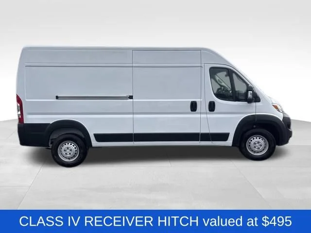 New 2026 Bright White Clear-Coat Exterior Paint RAM Tradesman image 5