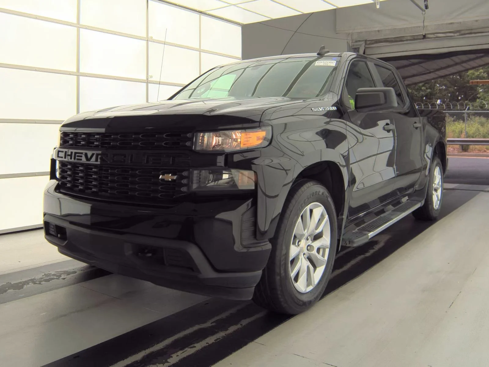 2020 Chevrolet Silverado 1500 Custom Crew Cab Short Box's photo