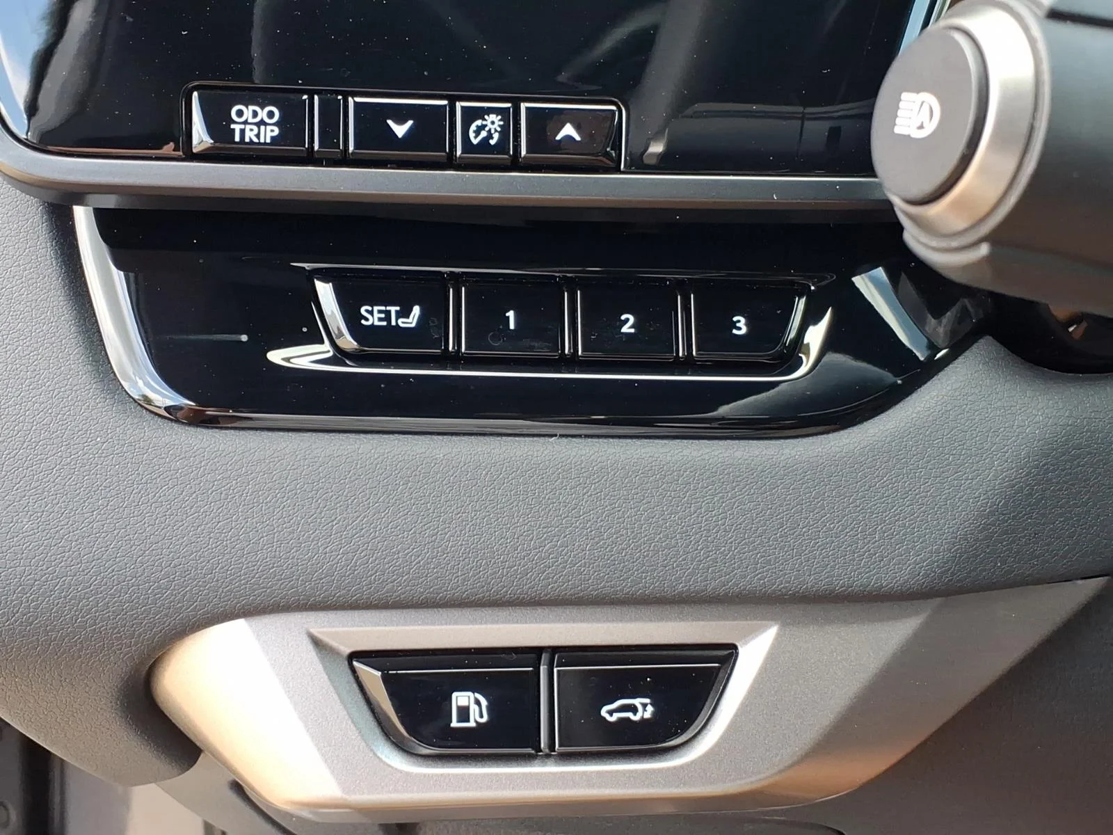 Certified Used 2025 Cloudburst Gray Lexus  image 21