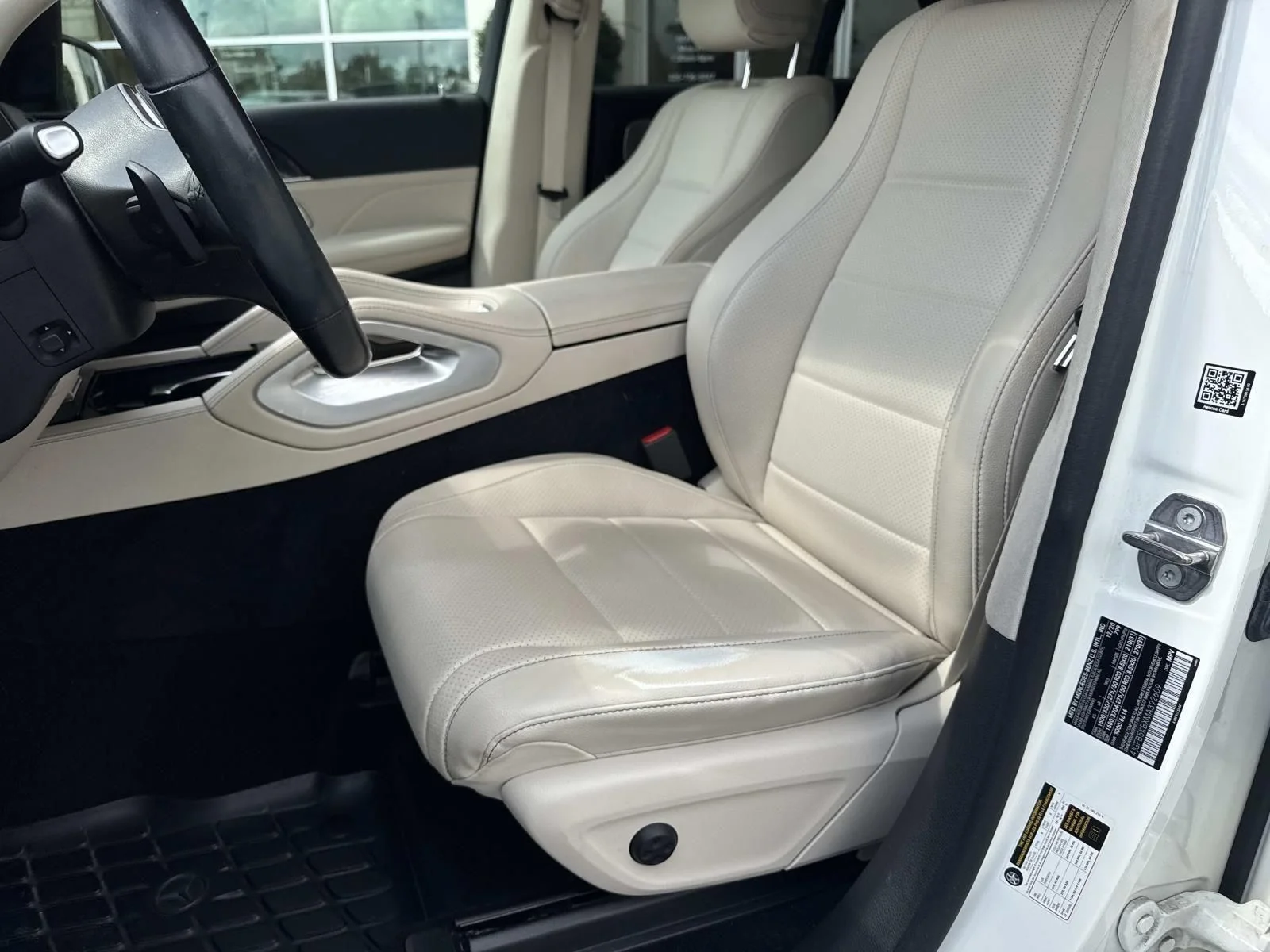 Used 2021 White Mercedes-Benz GLE 450 image 16