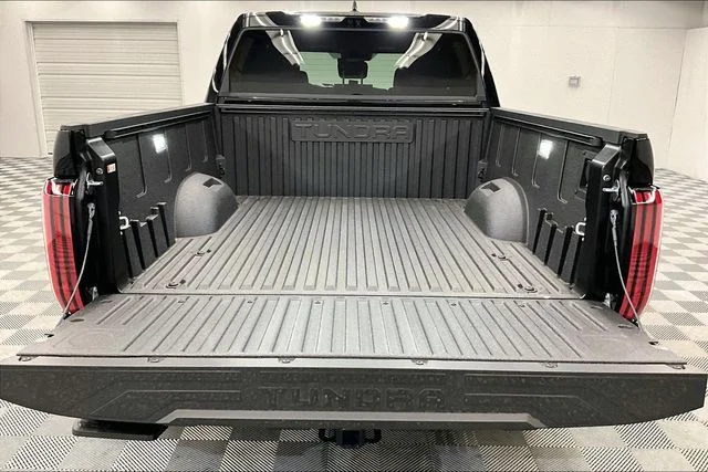 2026 Toyota Tundra Limited - Photo 31