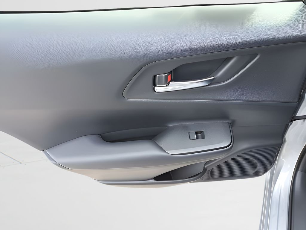 2026 Toyota Prius Plug-in Hybrid XSE - Photo 6
