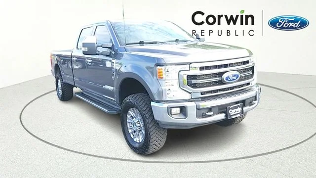 2022 Ford F-350 Lariat 4x4 Crew Cab 6-1/2' Box SRW's photo