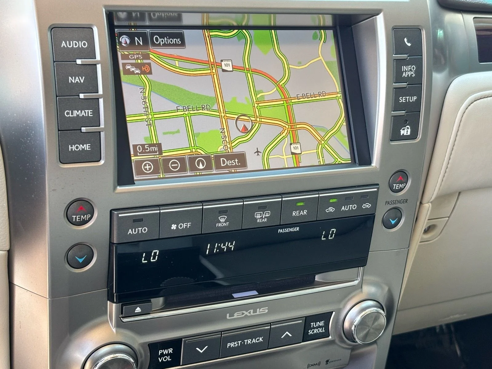 Used 2019 Starfire Pearl Lexus 460 image 23