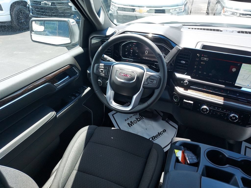 New 2026 Summit White GMC SLE image 15