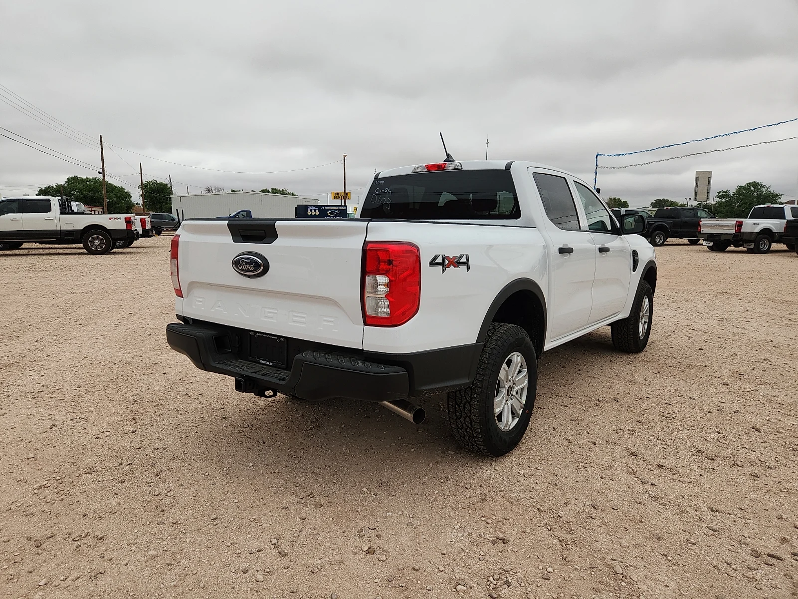 New 2026 Oxford White Ford XL image 7