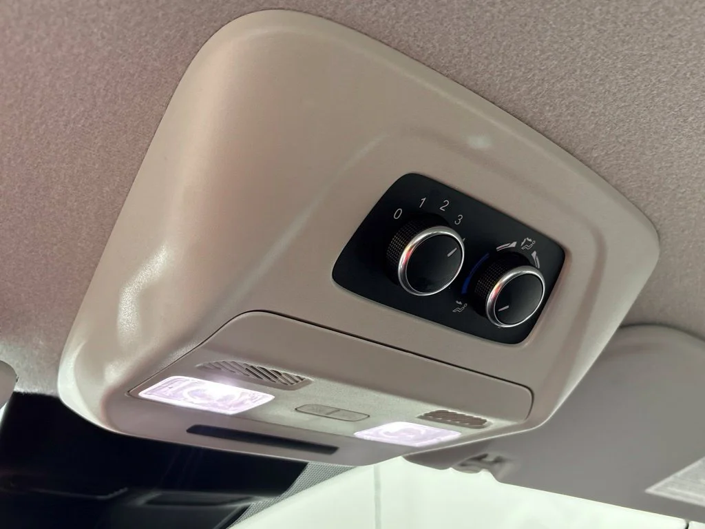 Used 2023 White Ford XLT image 31
