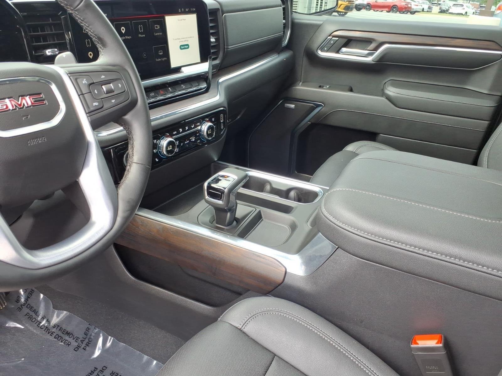Used 2023 Onyx Black GMC SLT image 20
