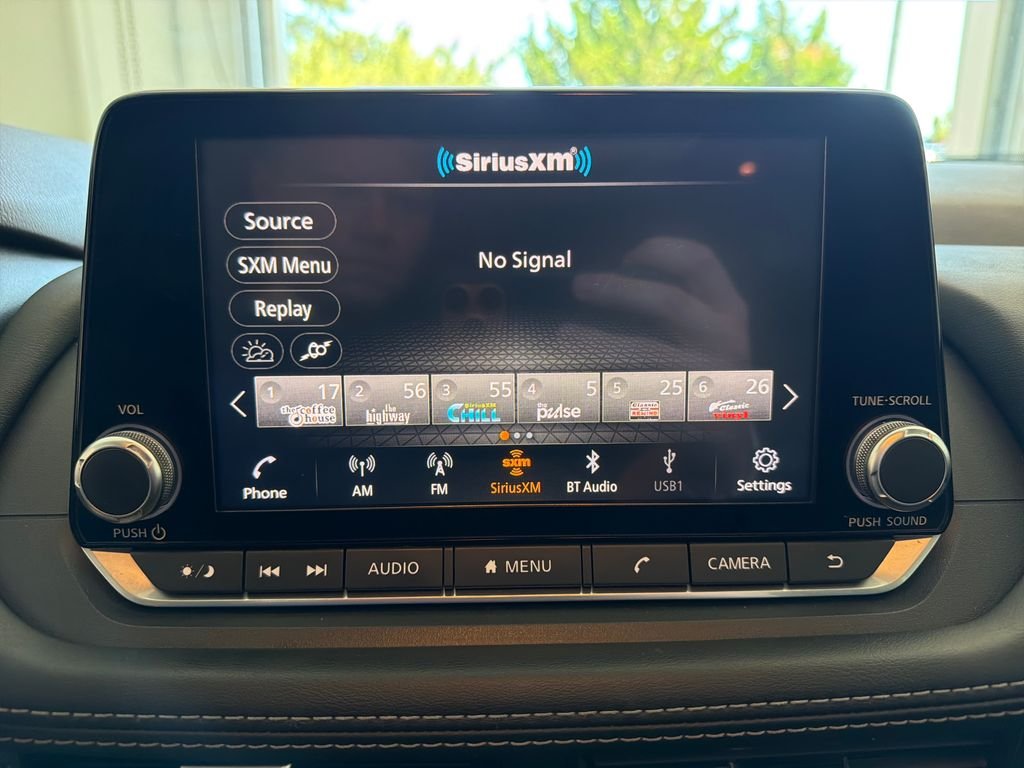 Used 2021 Boulder Gray Nissan SL image 18