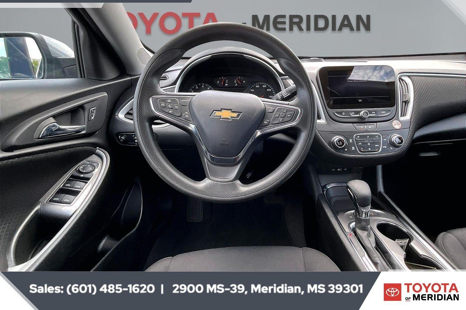 Used 2024 Sterling Gray Metallic Chevrolet LT image 5