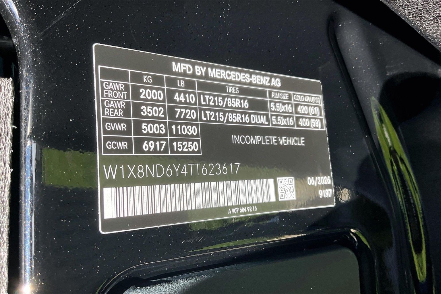 New 2026 Obsidian Black Metallic Mercedes-Benz Cargo 170 WB image 24