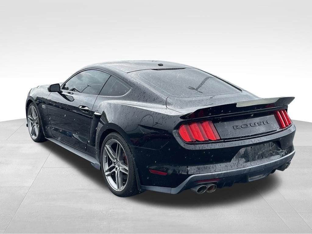 Used 2015 Black Ford GT Premium image 12
