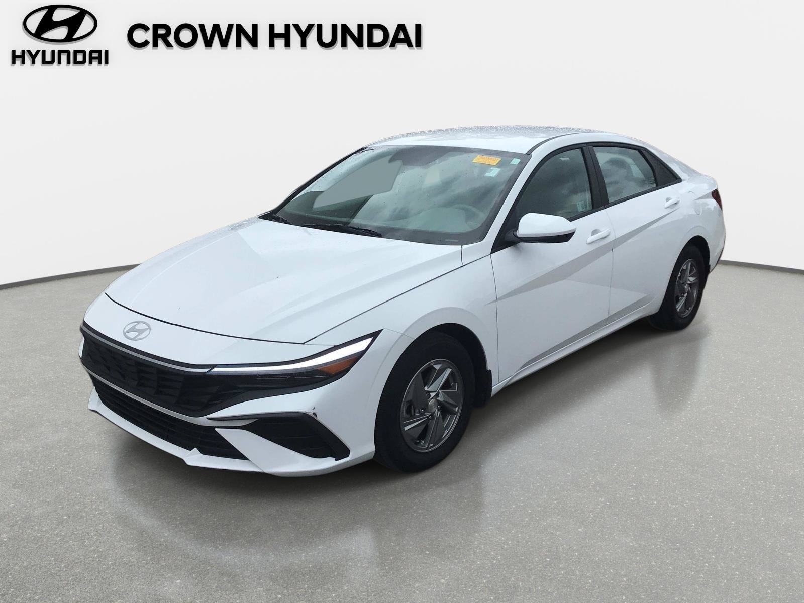 Used 2024 Serenity White Hyundai SE image 1